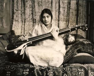 Noor Inayat Khan, 1937, The Hague, The Netherlands